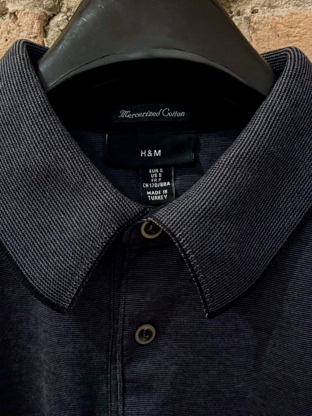 H&M 3 Shirts: Gray Polo, Black Sleeveless T-Shirt, Blue Short Sleeve Button-Up - Picture 4 of 16